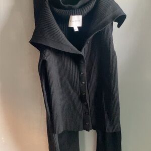 Pink Rose Black Ribbed Button-Front Sleeveless Cardigan with Wide Collar